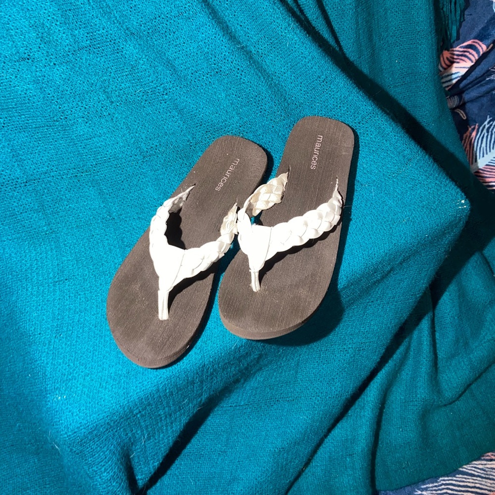 Leah White Braided Flip Flop / Size 7